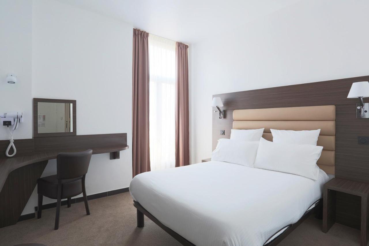 Hotel & Monsigny 3*