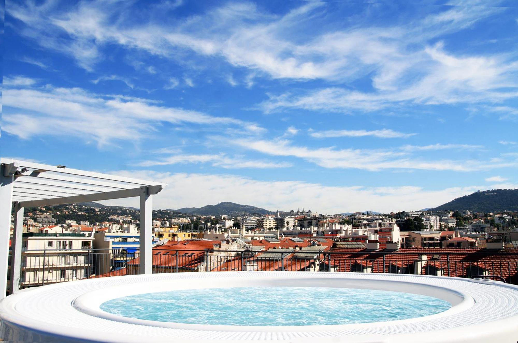 Hotel & Monsigny Nizza